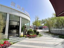 奥体中心纯一层 500至2000平可分割 车位充足