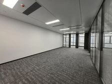 科韵路金融城 汉银广场 全新装修拧包办公 24空调