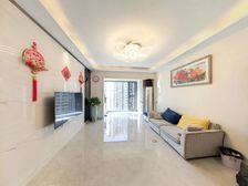 和泓梅溪四季二期中间楼栋 精装三房 品牌家电拎包入住 地铁口