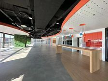 2时空调 AI企业享受政策补贴 精装 可配家具 宇宙中心