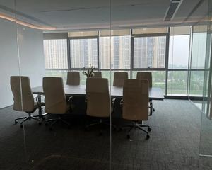 性价比!!地铁口!洋湖奥克斯毛坯出售2000平丨三面看江