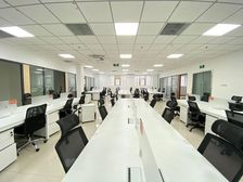 直租!!上地金隅嘉华200平精装带家具朝南随时看