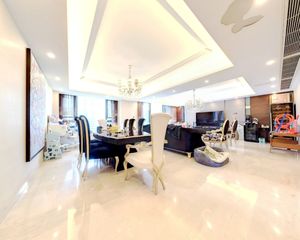 誉峰二期 4室2厅 东南