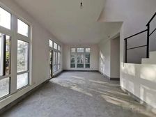 绿地国际山庄 421平4居 南向毛坯