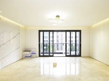 21年次新房 小洋房 次顶楼 业主去名急售 价格不是问题