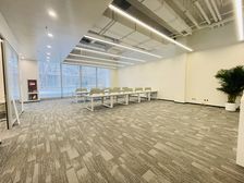 一层园景办公!独立门头!租金减免1元!更多房源电话咨询!