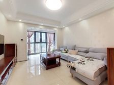 招商中央华城一期 3室1厅 东南