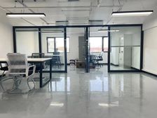 白石桥6号线 主语国际华通大厦76平200平 精装带家具