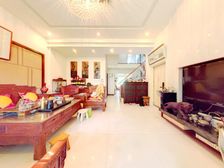 格局通透,视野宽阔,采光充足,配套设施齐全,交通便利