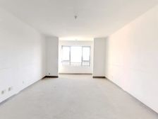 阅海壹号院 3室2厅2卫 毛坯 135万元 128平米