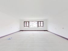 观景大平层洋房一梯两户,北侧就是小区水系,改善小区