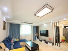 降低40w急售!自住新装30w,送大车库,三开间朝南,阳光棒