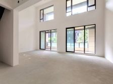 次新房 龙湖天宸原著中叠 4室2厅 南北 清水