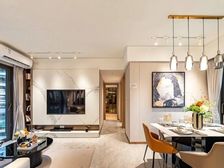 卓越东部蔚蓝海岸 105.41平4居 南北向精装修 着急出售