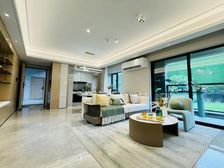 新上南北通三房 地铁口 全新装修 拎包入住 附带停车位