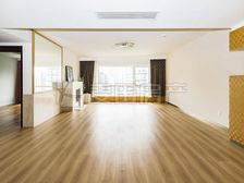 两梯两户,高层南北通透4居,新城国际,前后视野开阔无遮挡