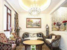 甄选√在线咨询:联排别墅/出门即是万象城/地上三层,位置安静