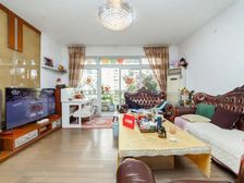 深业花园小高层5房使用率很高