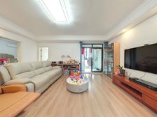 此房满五年,精装修 业主置换 现诚心出售此房