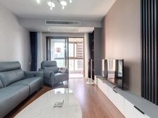 凯德都会新峰精装全配大四房 业主二次装修 视野好!