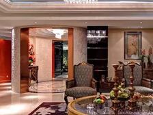 天安门广场800米处,霞公府