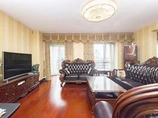 观缘新上 精装三居室 高楼层 不临街 诚心出售