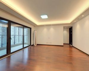 万科翡翠公园 4室2厅 北