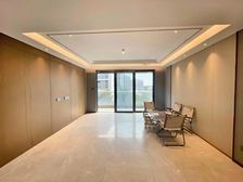 融创玖玺台 3室1厅1卫 精装修 305万元