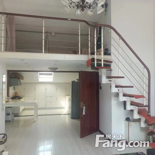 可以当四室用可以短租小Loft结构看房随时欢迎到林溪美地南门