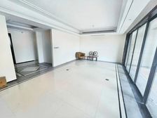 蓝光雍锦半岛 3室2厅 小区环境好近地铁户型好