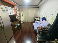 500米外国语上学 精装修3楼南北房南北厅户型 邻近中山广场