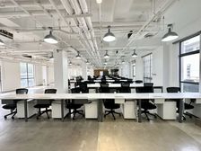 北美国际商务中心1300平精装修带家具四面采光环境美