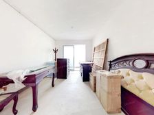 近地铁,楼层好,户型方正,清水毛坯,有钥匙急售