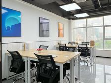 业主送1个月免租期 新装修 包家私 精装 公园前地铁上