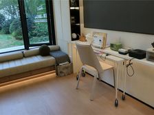 特价7字头 月供几百 地铁口 楼下万达加天虹 对面就是公园