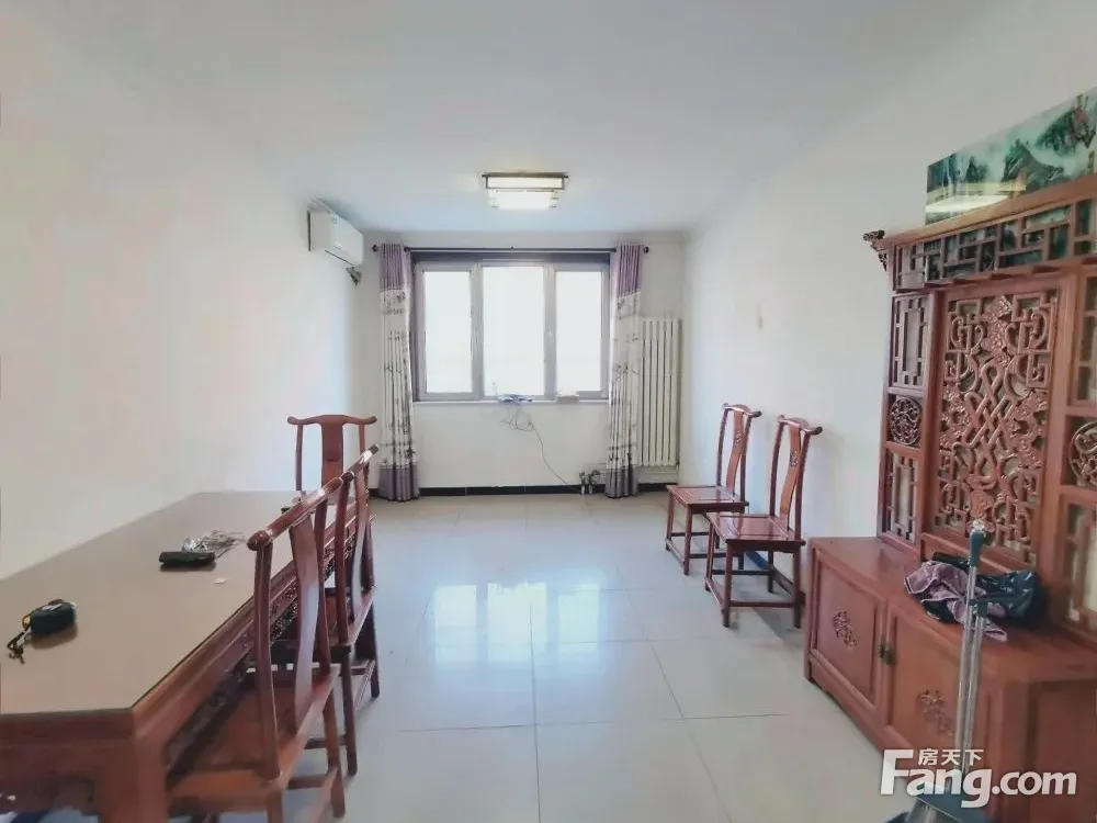 鸿博家园（二期b）南北通透3居室，临近地铁，随时入住