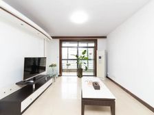 品质小区 环境优美 中间位置 装修好 满五且无个税 电梯高