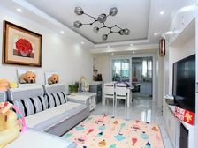 7号线旁,20万精装修,南北通户型,看房方便,小区中间位置。