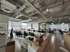 半层三面采光丨精装带家具丨临清华丨大小户型均有丨随时看房