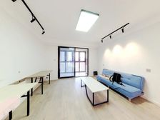 梅溪湖双地铁 4房出售 步步高新天地 九年西雅 配套齐全价低