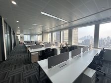 金融街海伦中心,海伦路地铁上盖,正对电梯,现房516平精装修