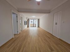 新天地!卢湾心书包房!降价200万!全新装修!采光视野好