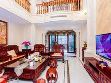 联排别墅,地下室全采光,环境优雅,视野开阔