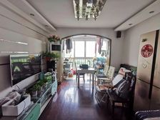 实拍房源 世博家园D区 中间楼层南北通透 看房方便 小区中间