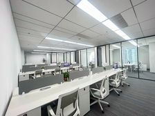 东部新城!宁兴国贸大厦324平电梯口带家具随时看