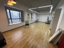 (小面积 可注册)地铁口 五度广场 青云谱写字楼我都有