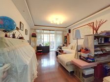 标准南北板式,中间楼层,临12/18双轨交通,多层低密度品质