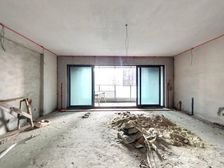 宝安核心区纯大宅5房,3梯一户,价格可谈