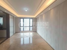 次新小区全新装修未入住 拎包入住 大平层的 带产权车位