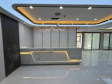 特价房源 仅租33元每平 地铁口九江银行 400平精装带家具